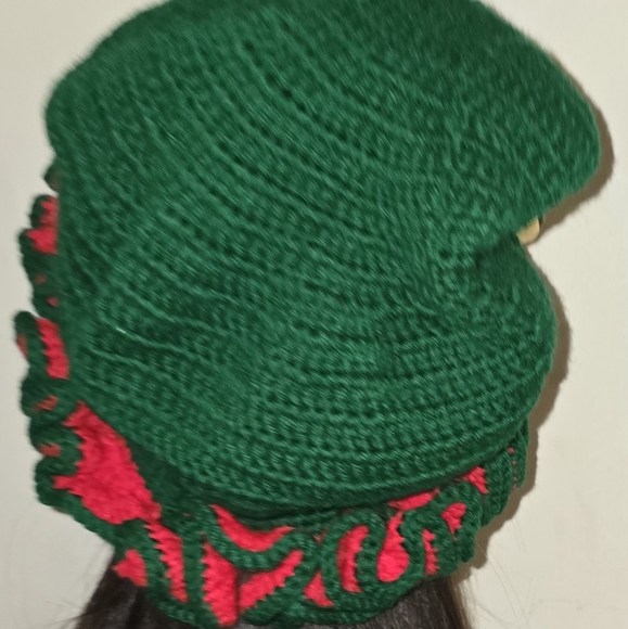 Crochet ruffle Elf hat main image 2